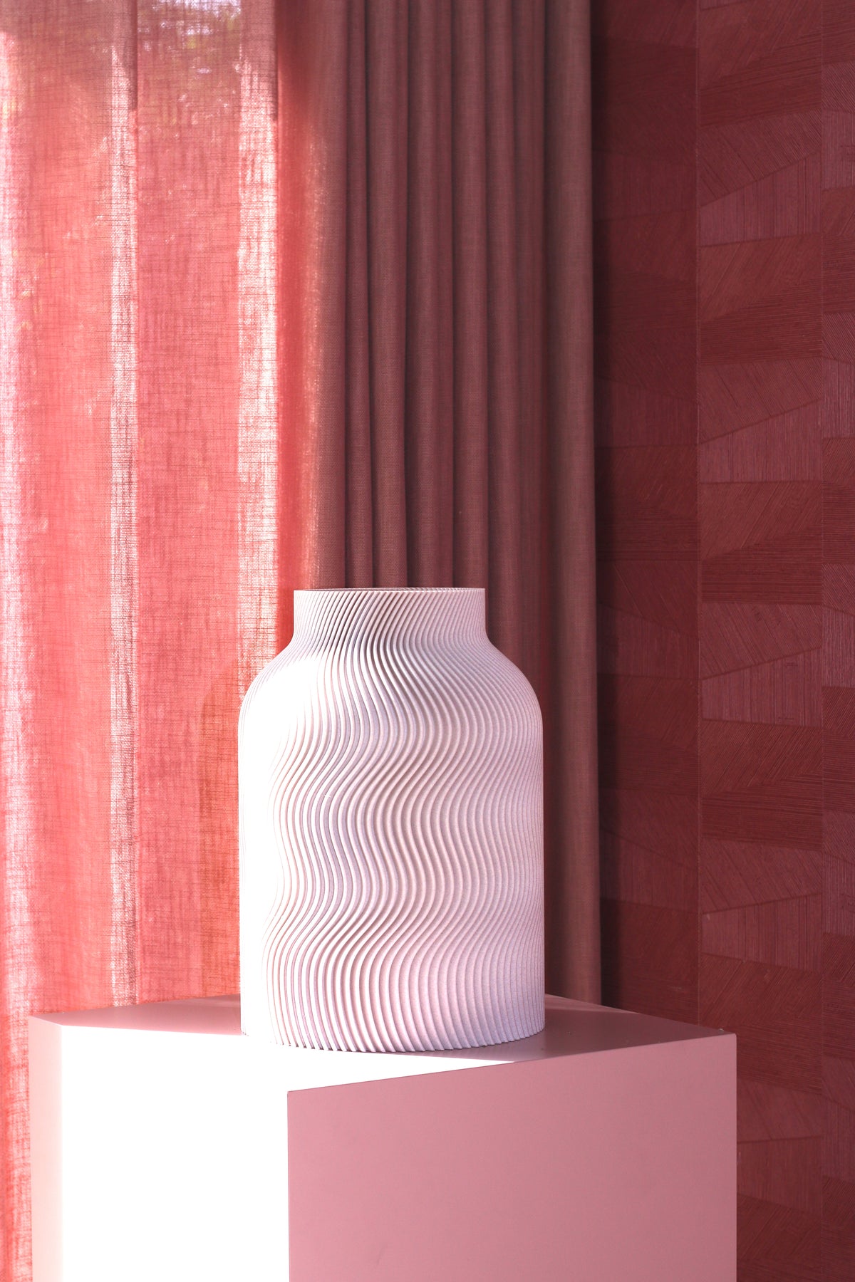 Gewellte Vase Marmor