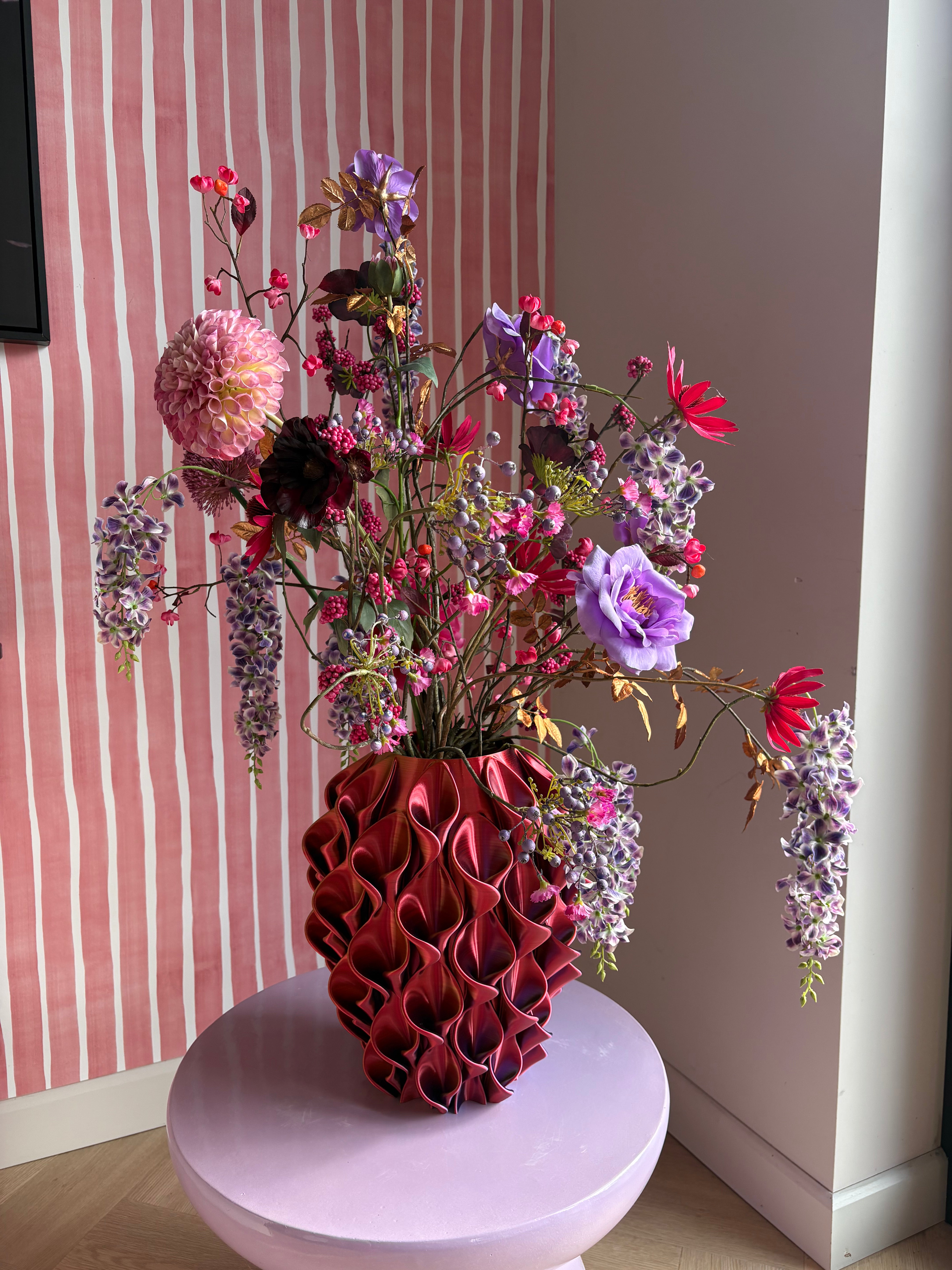 Korallen-Vase Schwarz Rot
