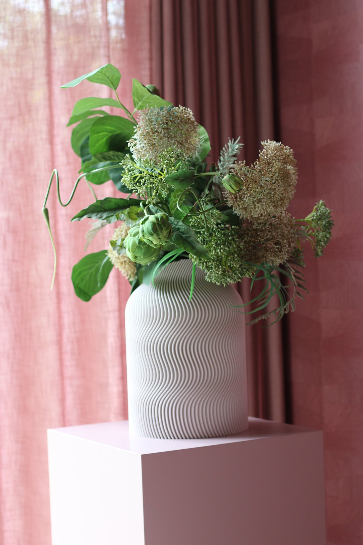 Gewellte Vase Marmor